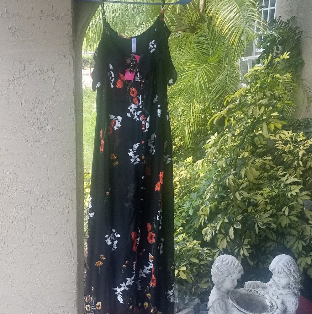 Xhilaration. dress